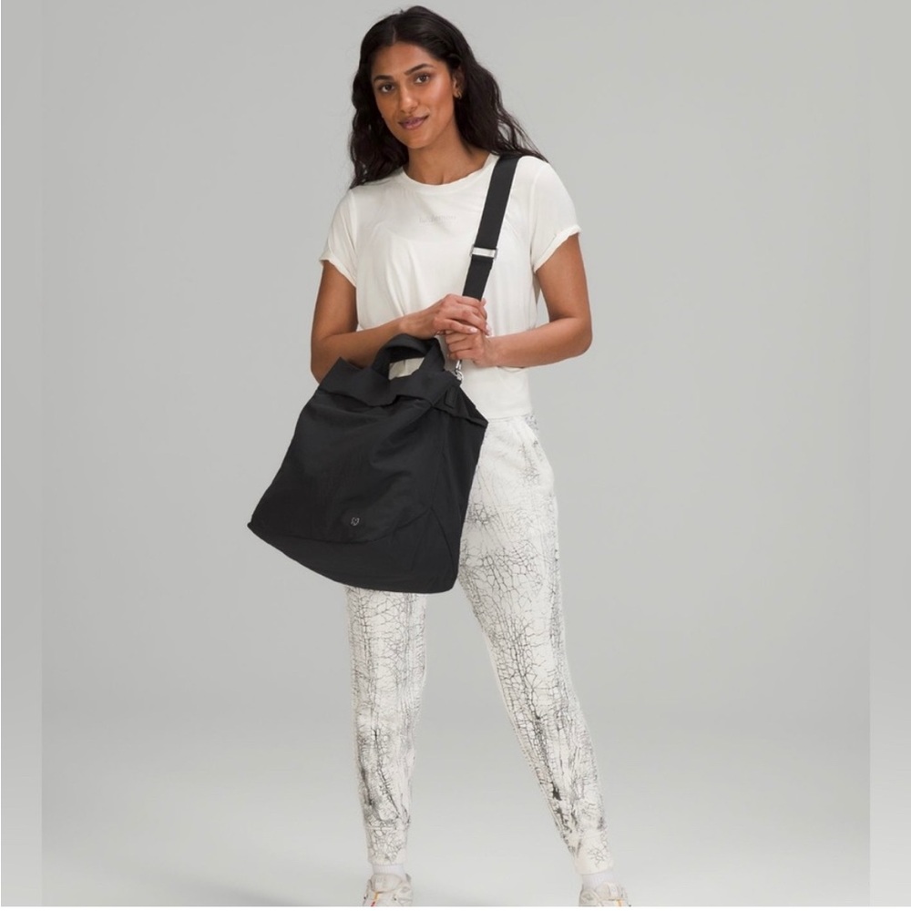 Lululemon Black Tote Bag